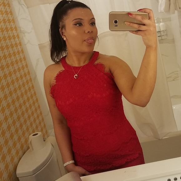 Red Dress - Picture 2 of 6